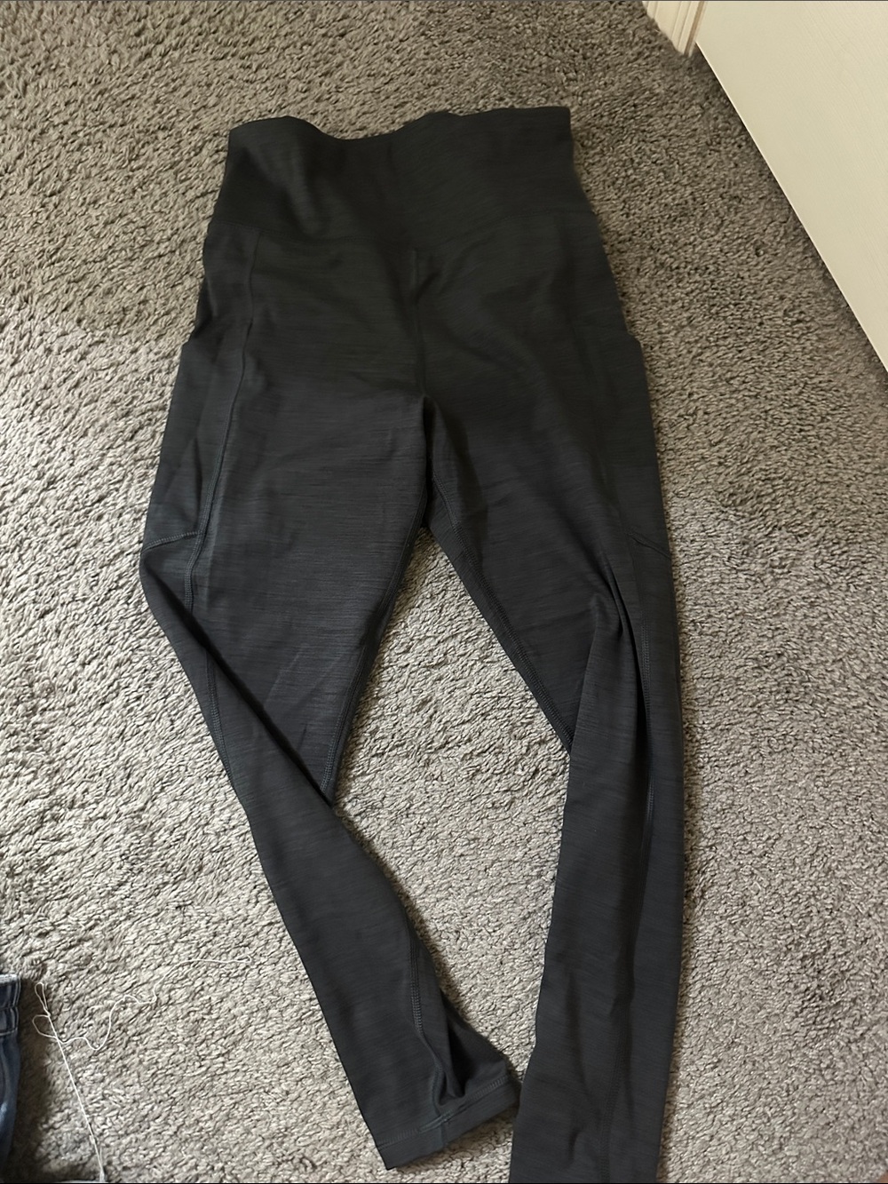 American Eagle Outfitters Black High-Waist Leggings